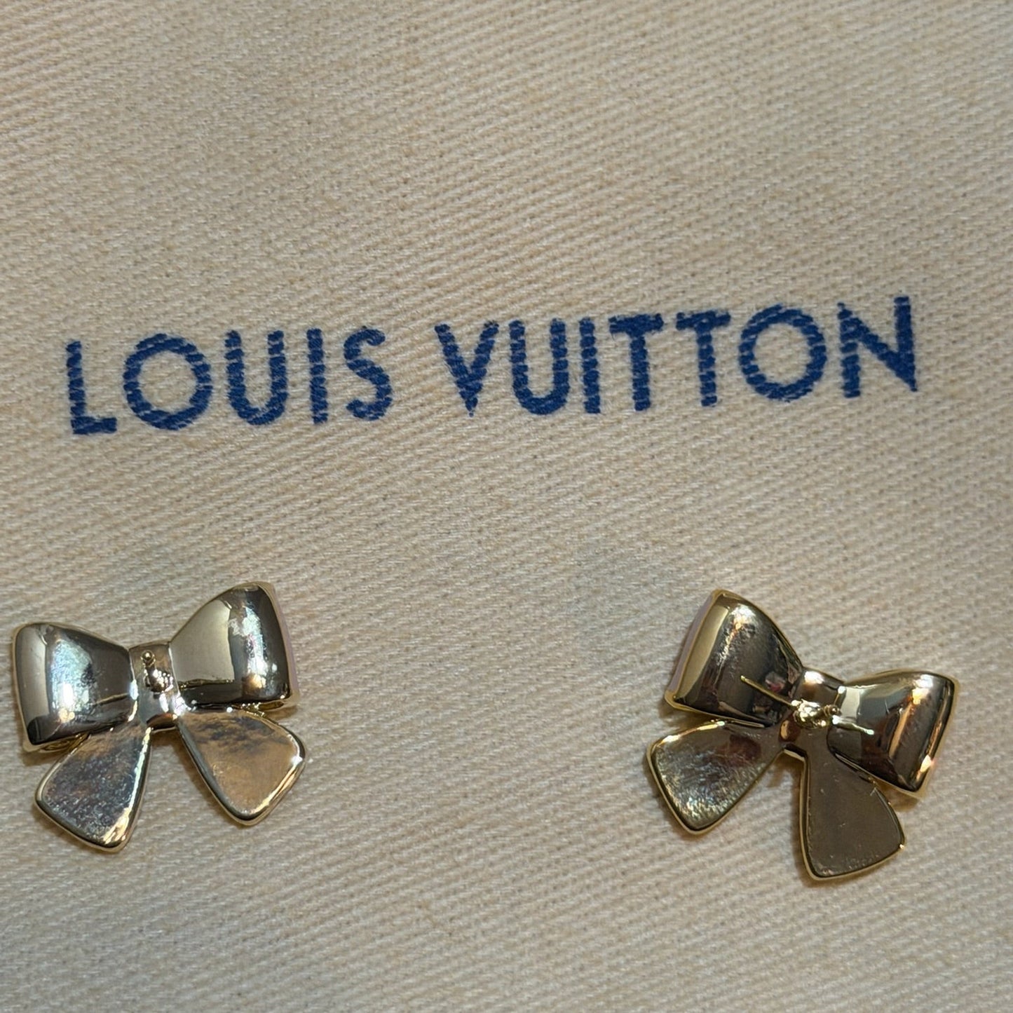 Pink Bow Princess Studs