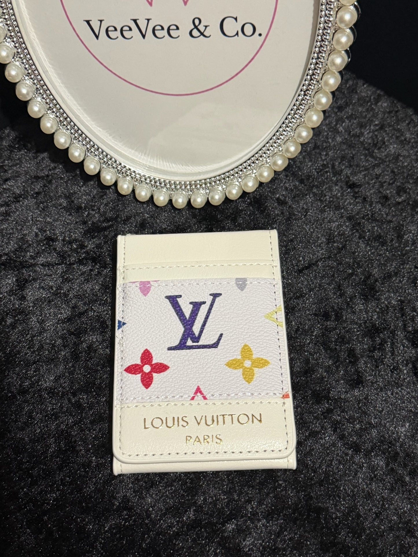 The Color Me Chic Card Holder