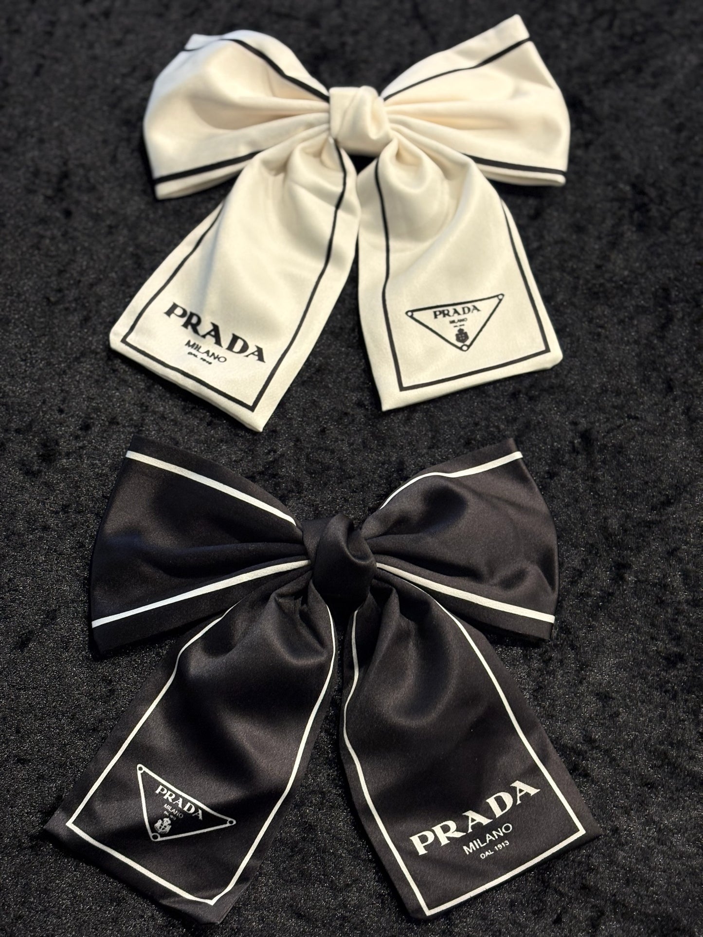 Monochrome Luxe Bow Set