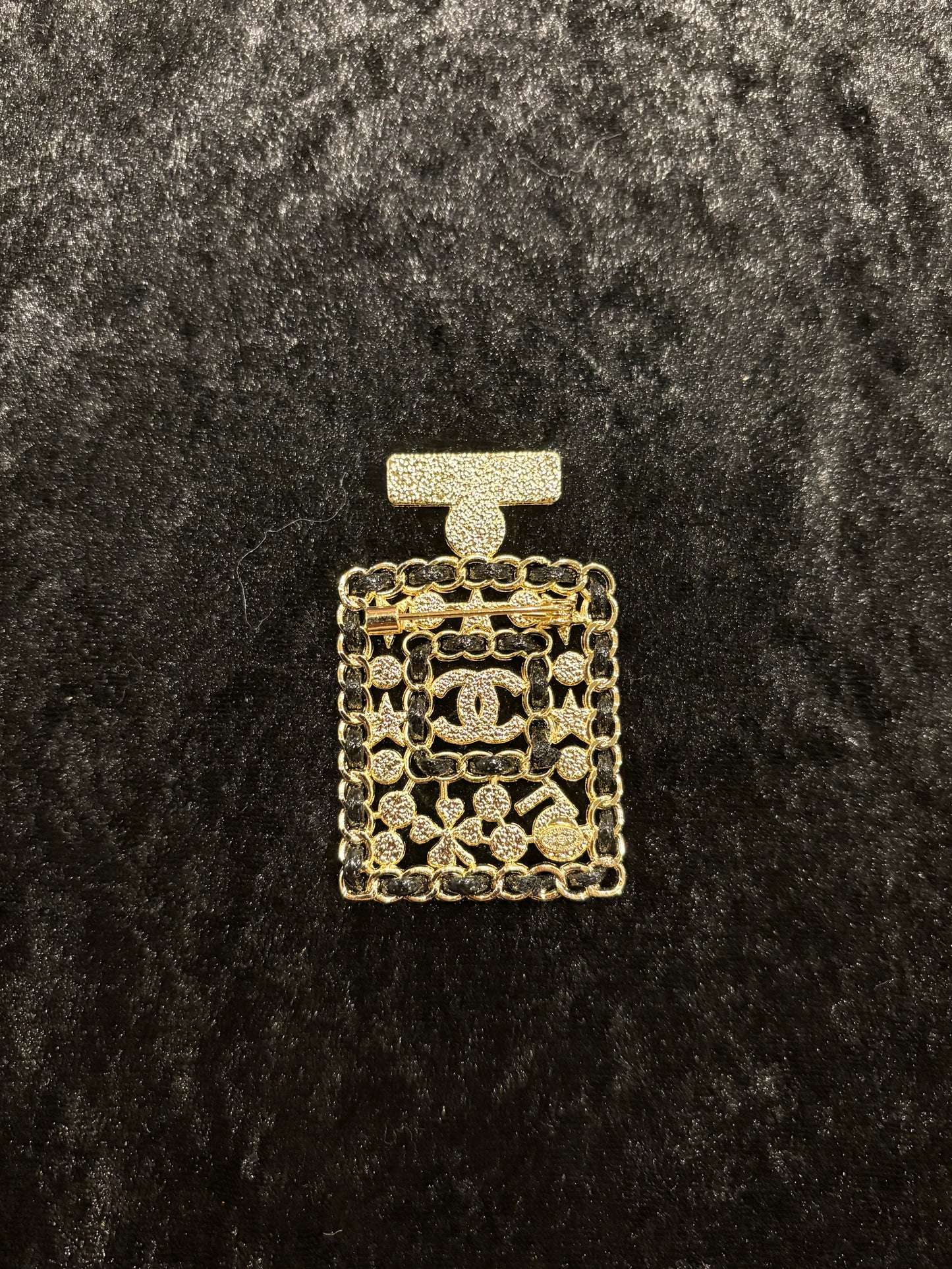 Glam Vanity Brooch