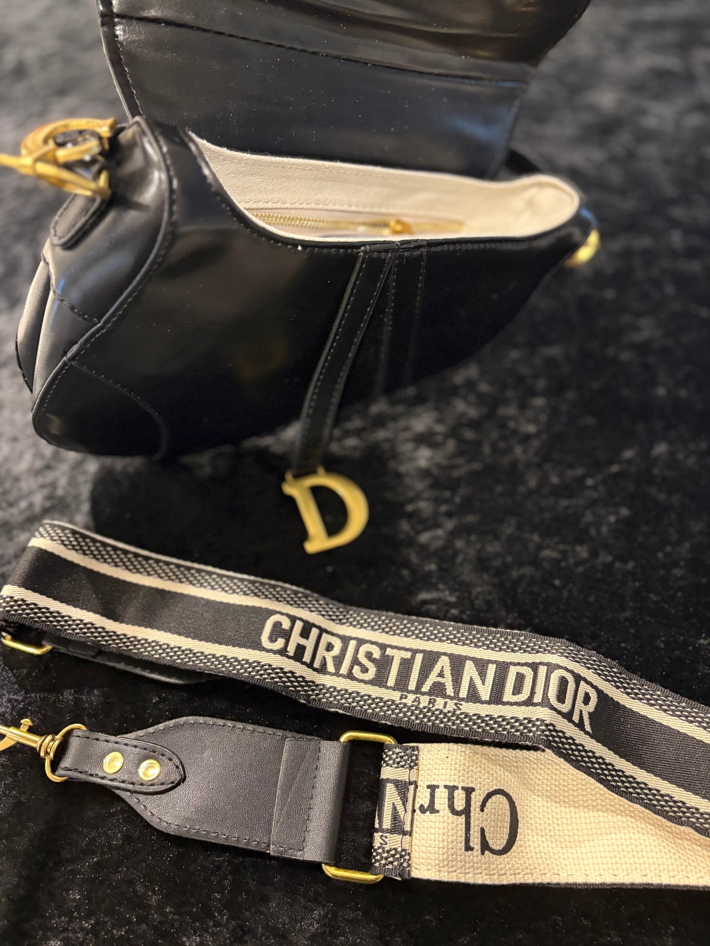 Everyday Black Saddle Bag