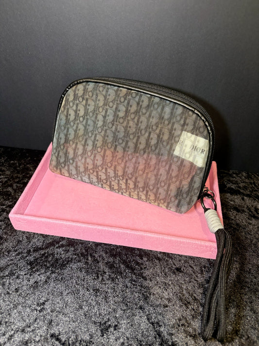 Smoked Charcoal Travel Pouch
