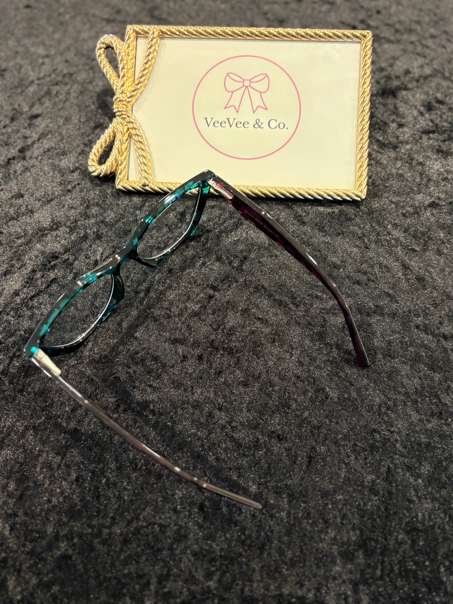 Modern Muse Glasses – Turquoise Detail
