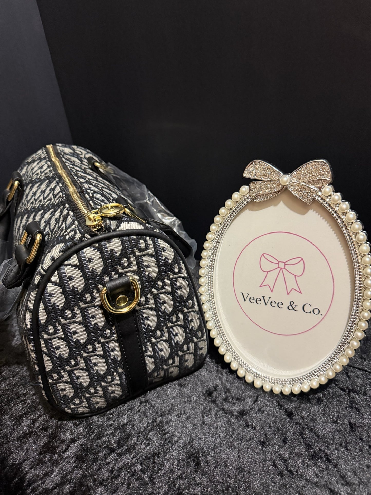 The Park Avenue Barrel Bag