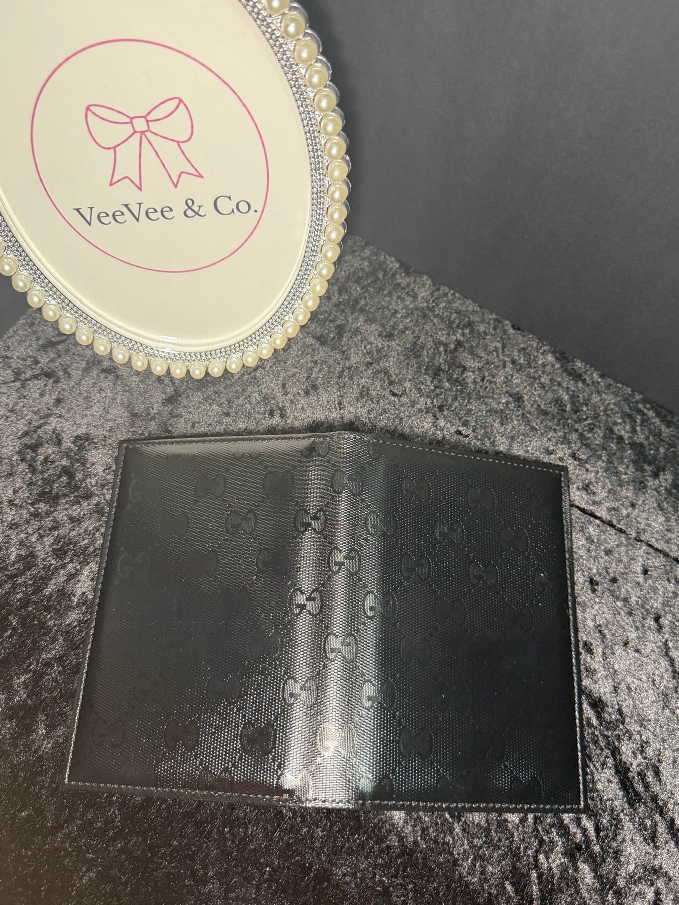 First Class Noir Passport Cover