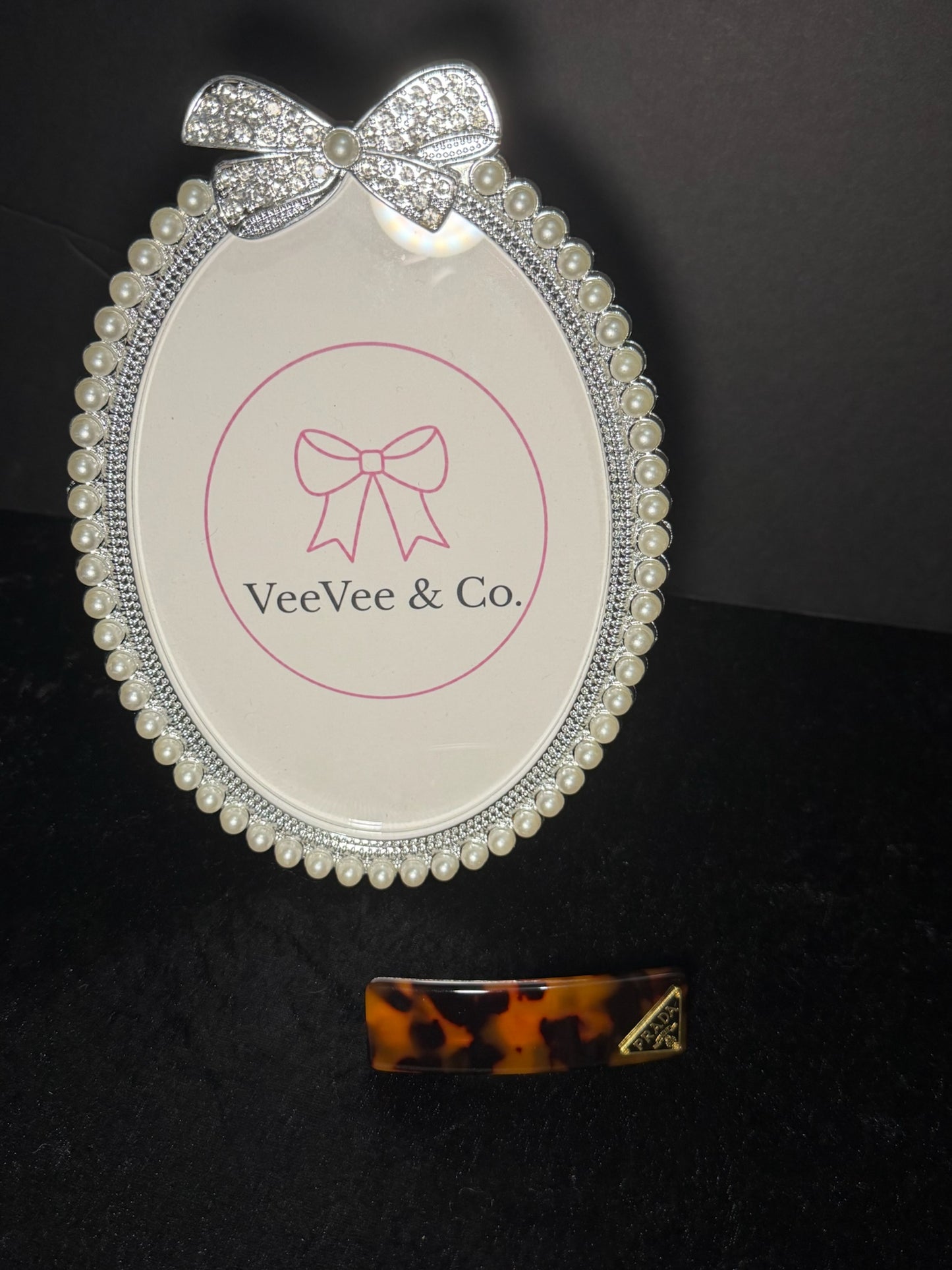 Tortoise Chic Hair Barrette