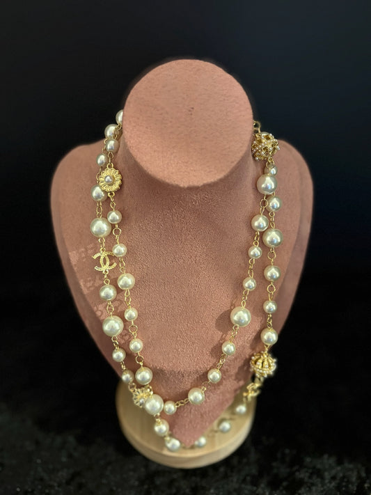 Golden Tide Pearl Chain