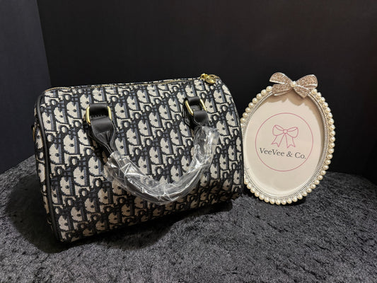The Park Avenue Barrel Bag