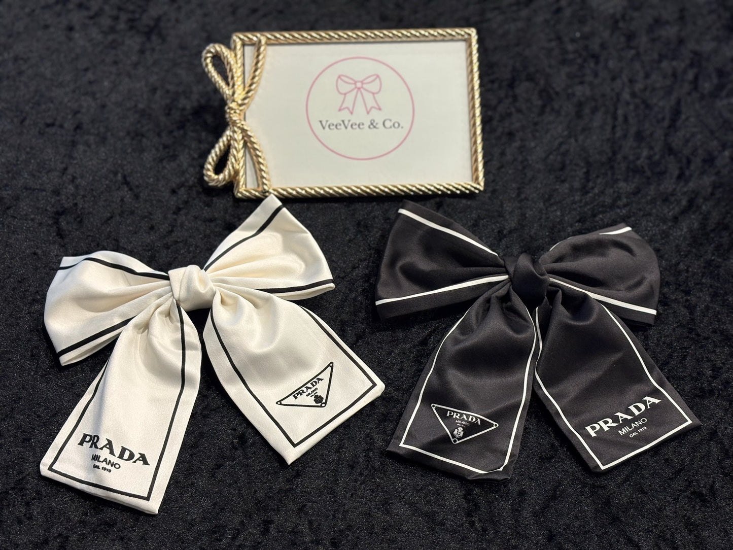 Monochrome Luxe Bow Set