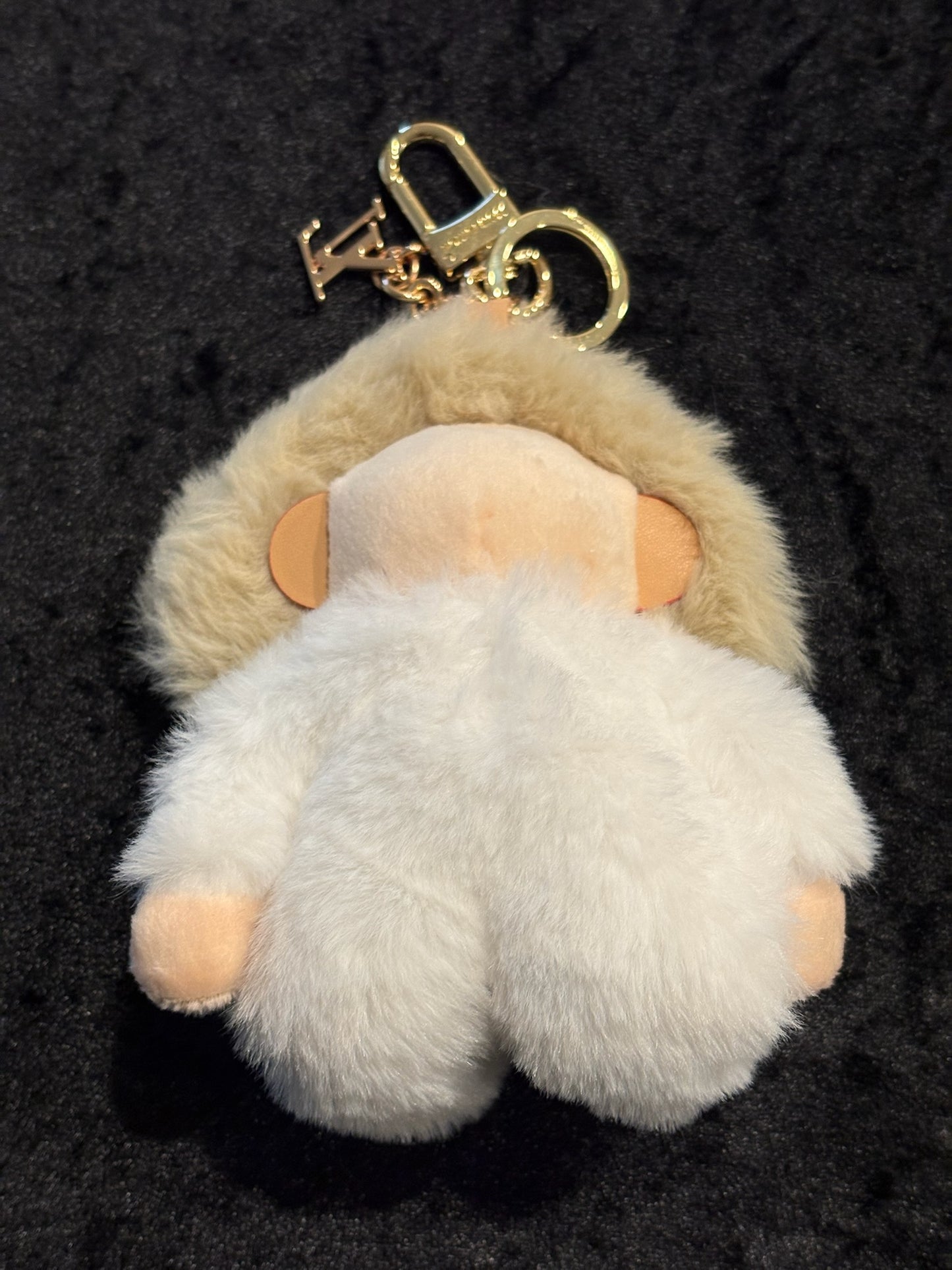 Ivory Plush Icon Charm – Faux Fur Bag Accessory