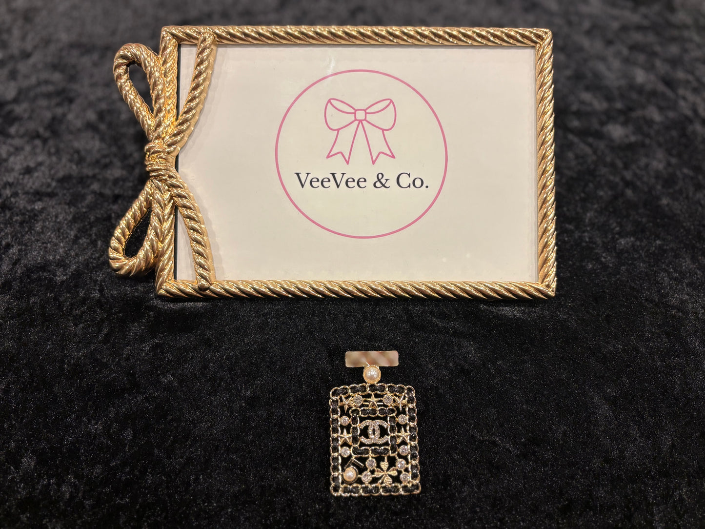 Glam Vanity Brooch