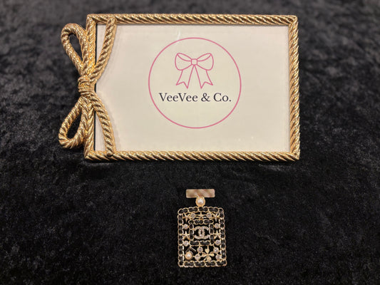 Glam Vanity Brooch
