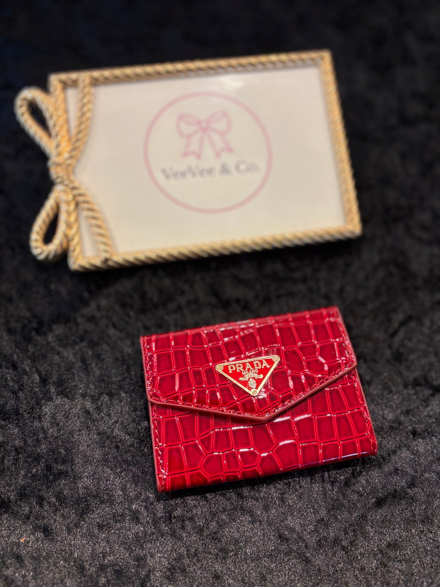 Cherry Luxe Accordion Card Holder