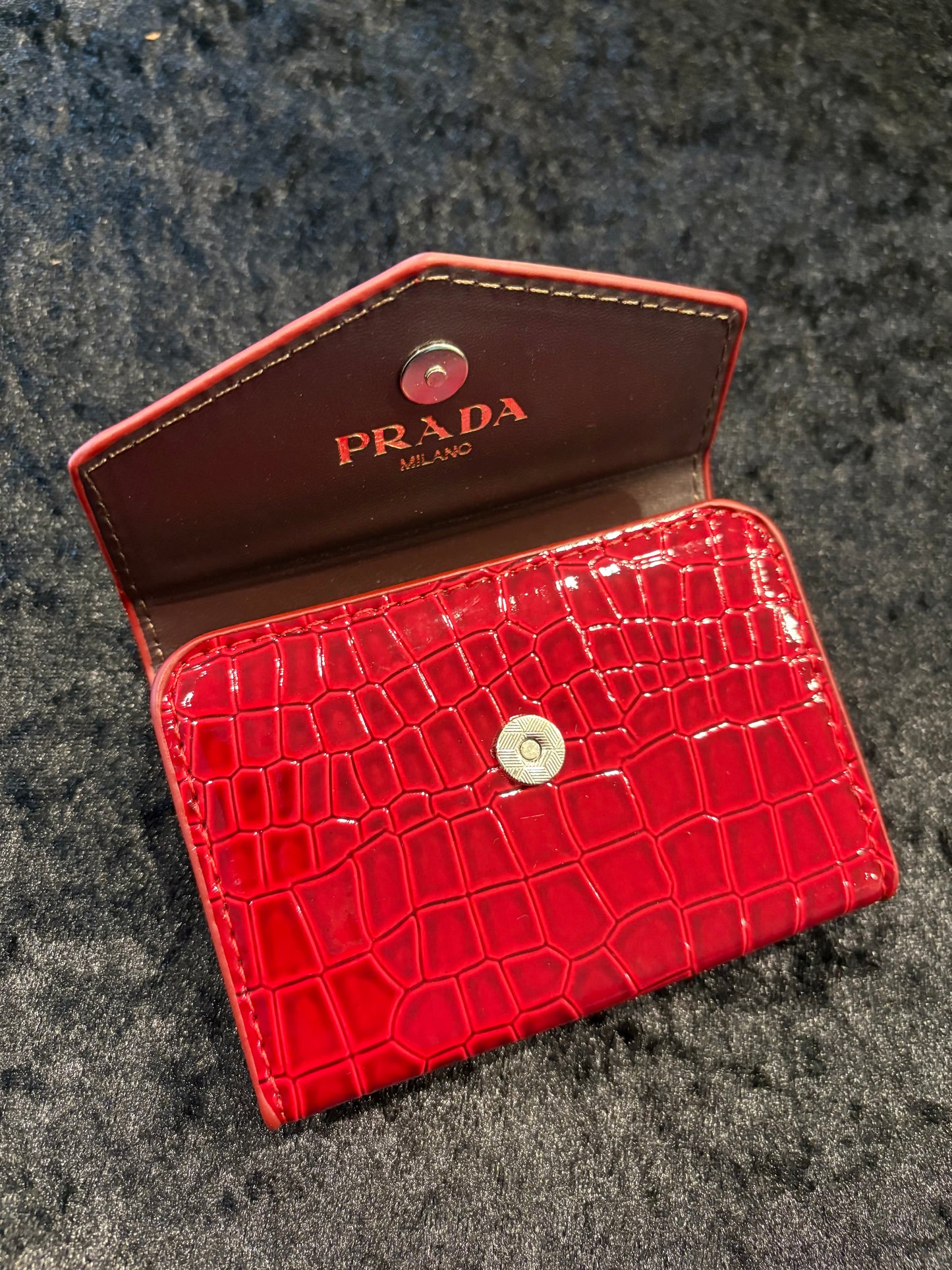 Cherry Luxe Accordion Card Holder