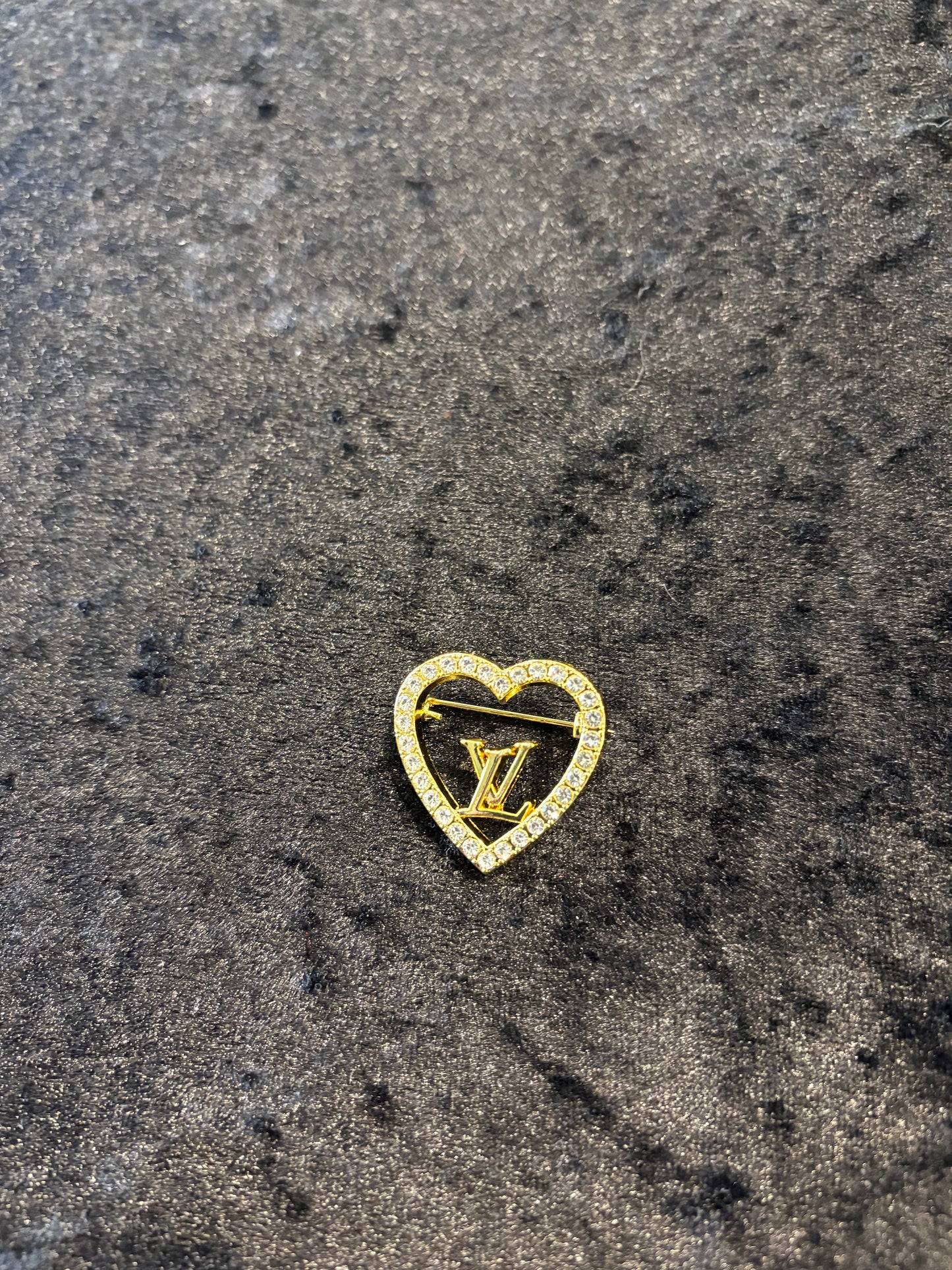 Romantic Gold Heart Brooch