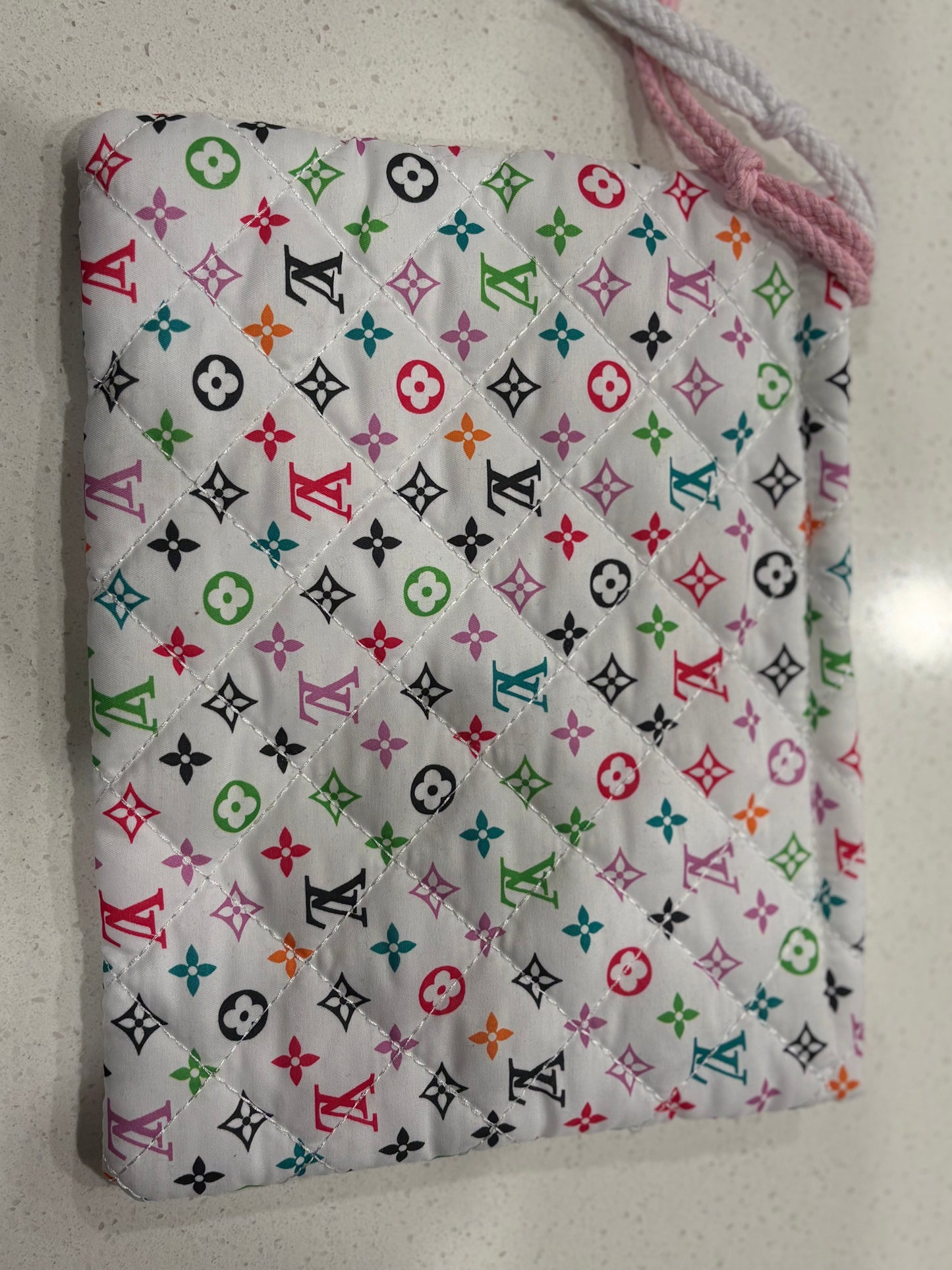 Chic Monogram Beauty Bag Set (2 piece)