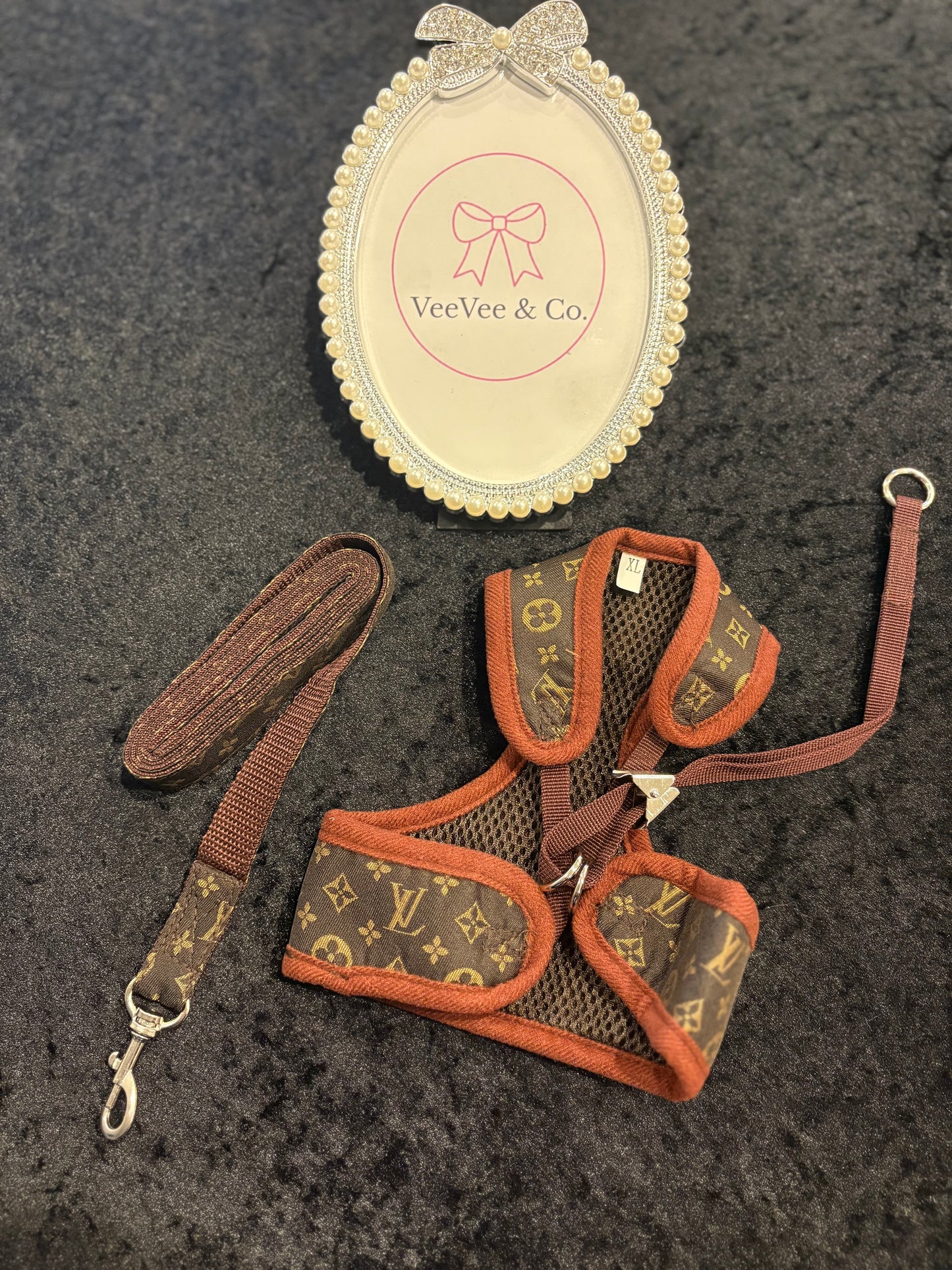 Uptown Pup Harness & Leash Duo