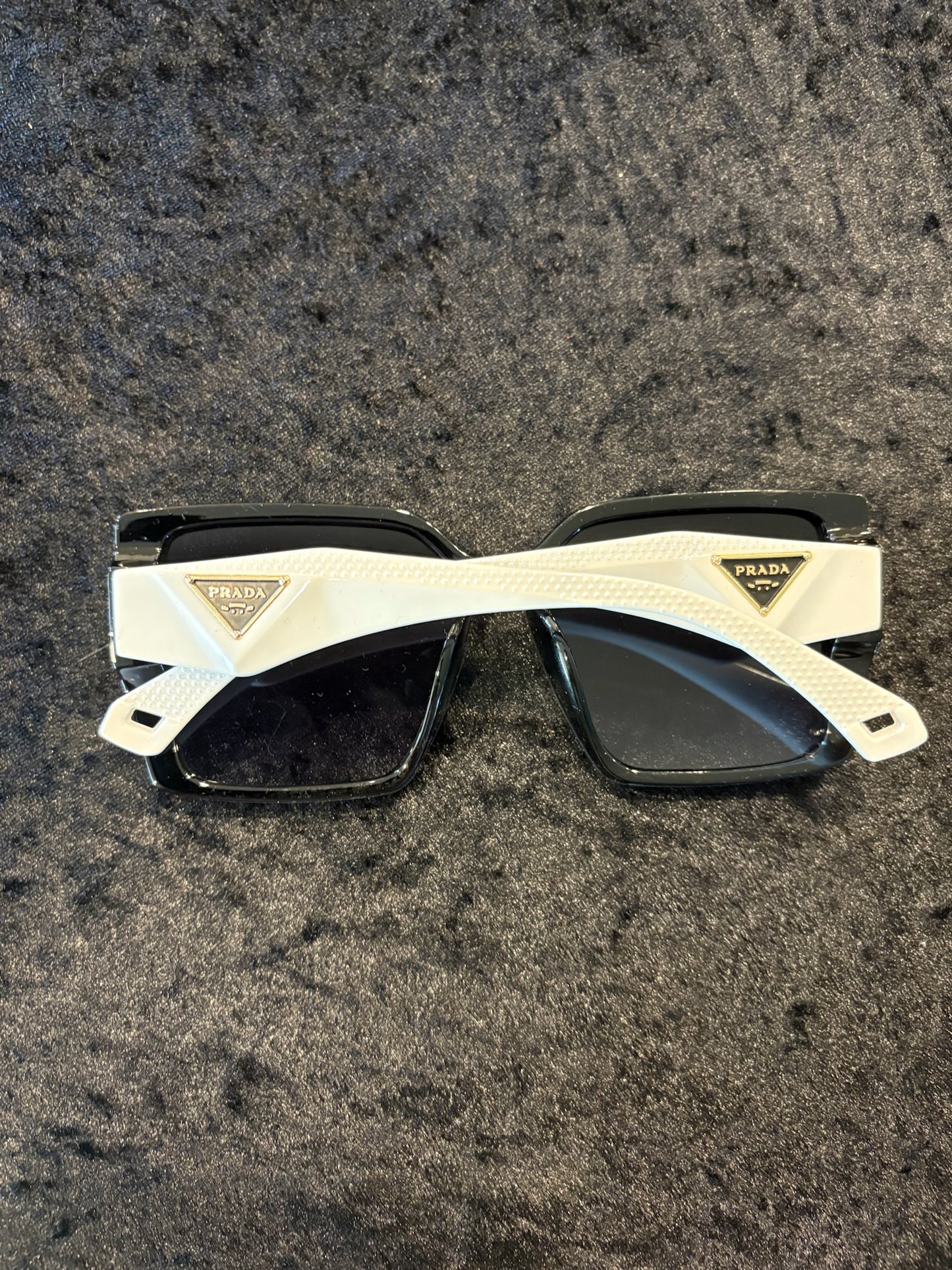 Uptown Oversized Sunnies