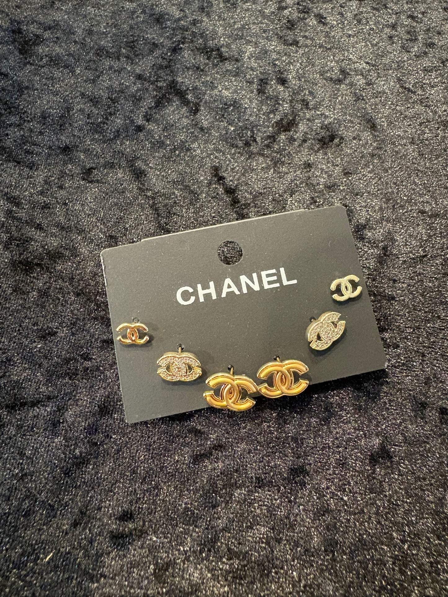 Triple Threat Stud Set