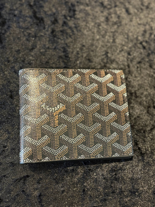 Minimalist Statement Wallet ✧ Brown Pattern Slim Bifold