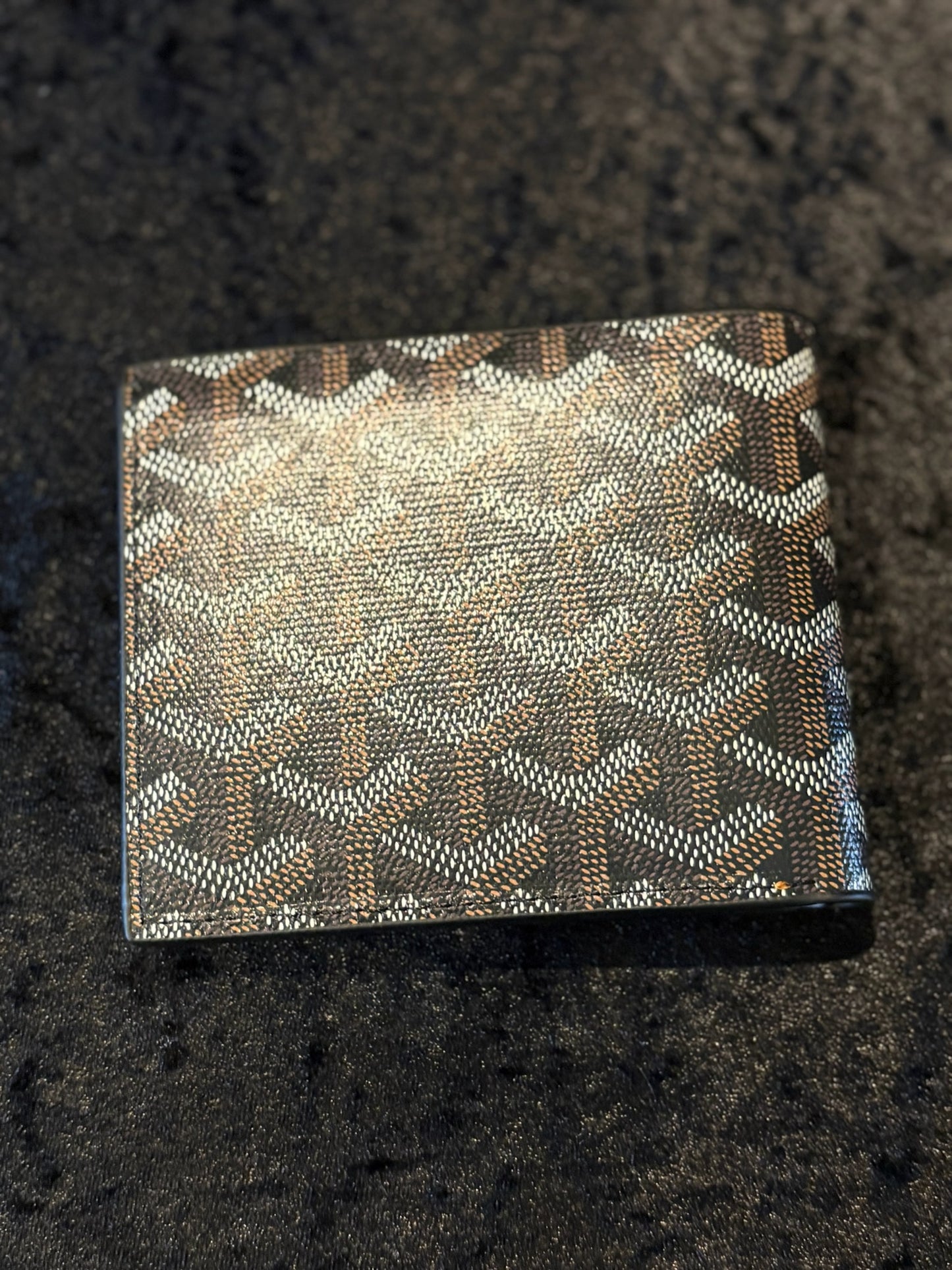 Minimalist Statement Wallet ✧ Brown Pattern Slim Bifold