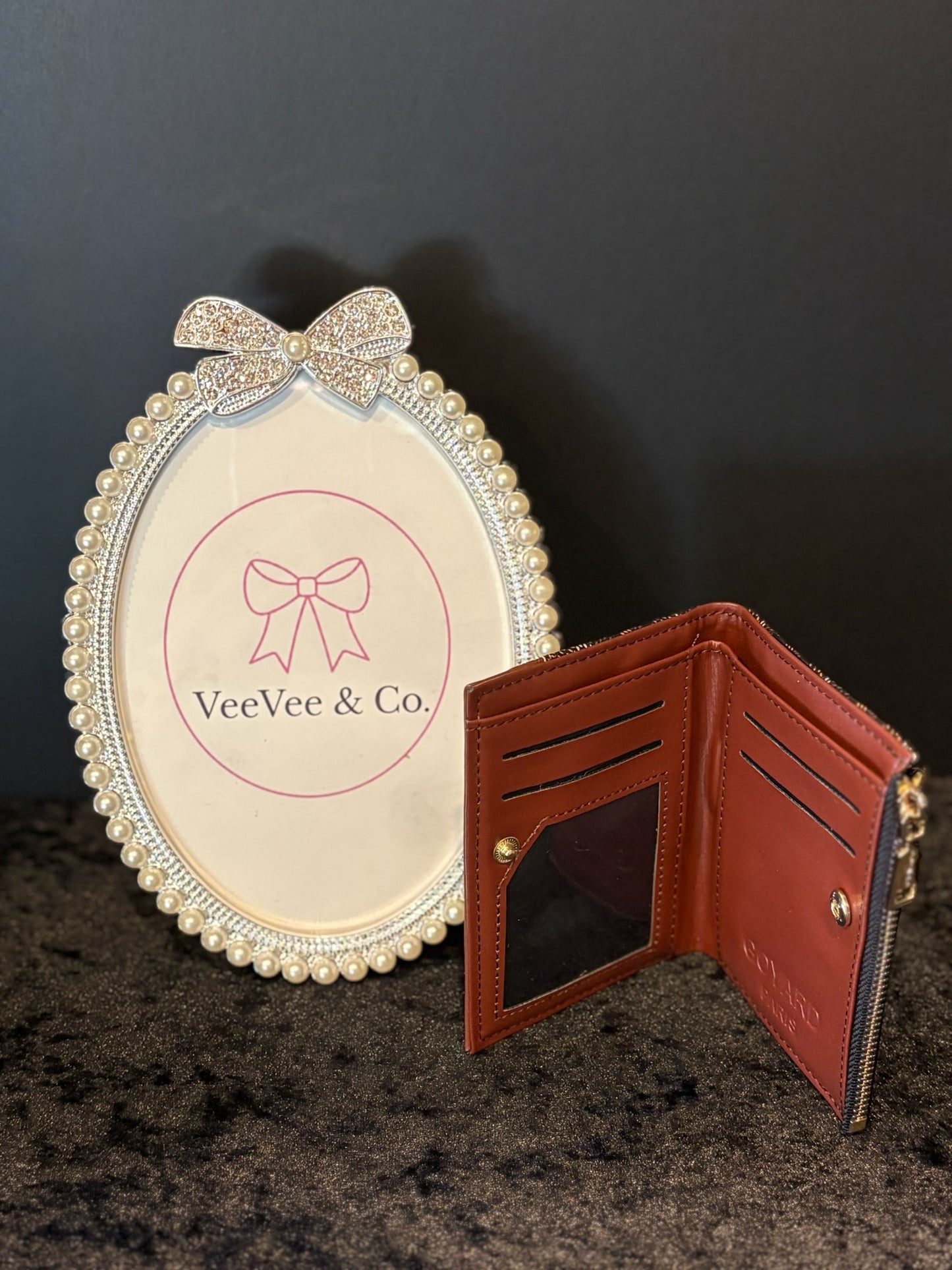 The All-in-One Wallet ✧ Brown Pattern Zip & Card Organizer