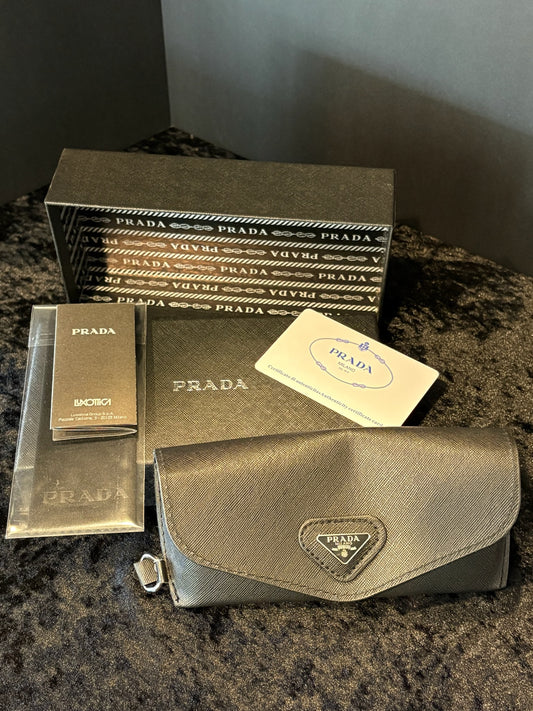 Clip & Go Sunglass Case