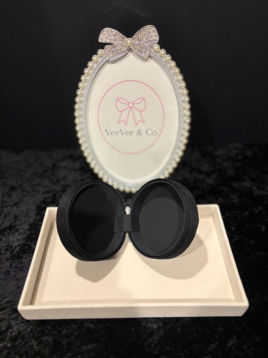 The Vanity Essential ✧ Round Zip Beauty Case