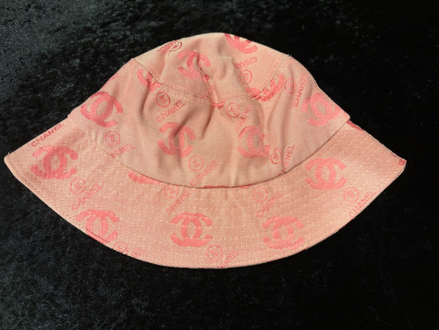 Brunch Babe Bucket Hat 🎀