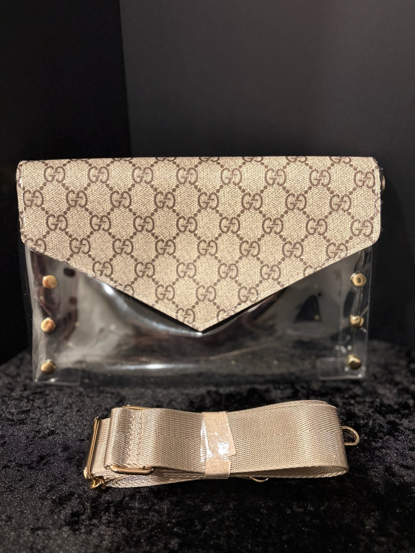 Clear Girl Era Crossbody – Luxe Envelope Flap Statement Bag