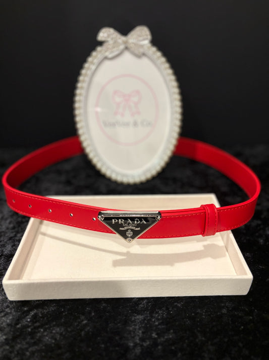 Rouge Icon Waist Belt – Sleek Triangle Statement Buckle