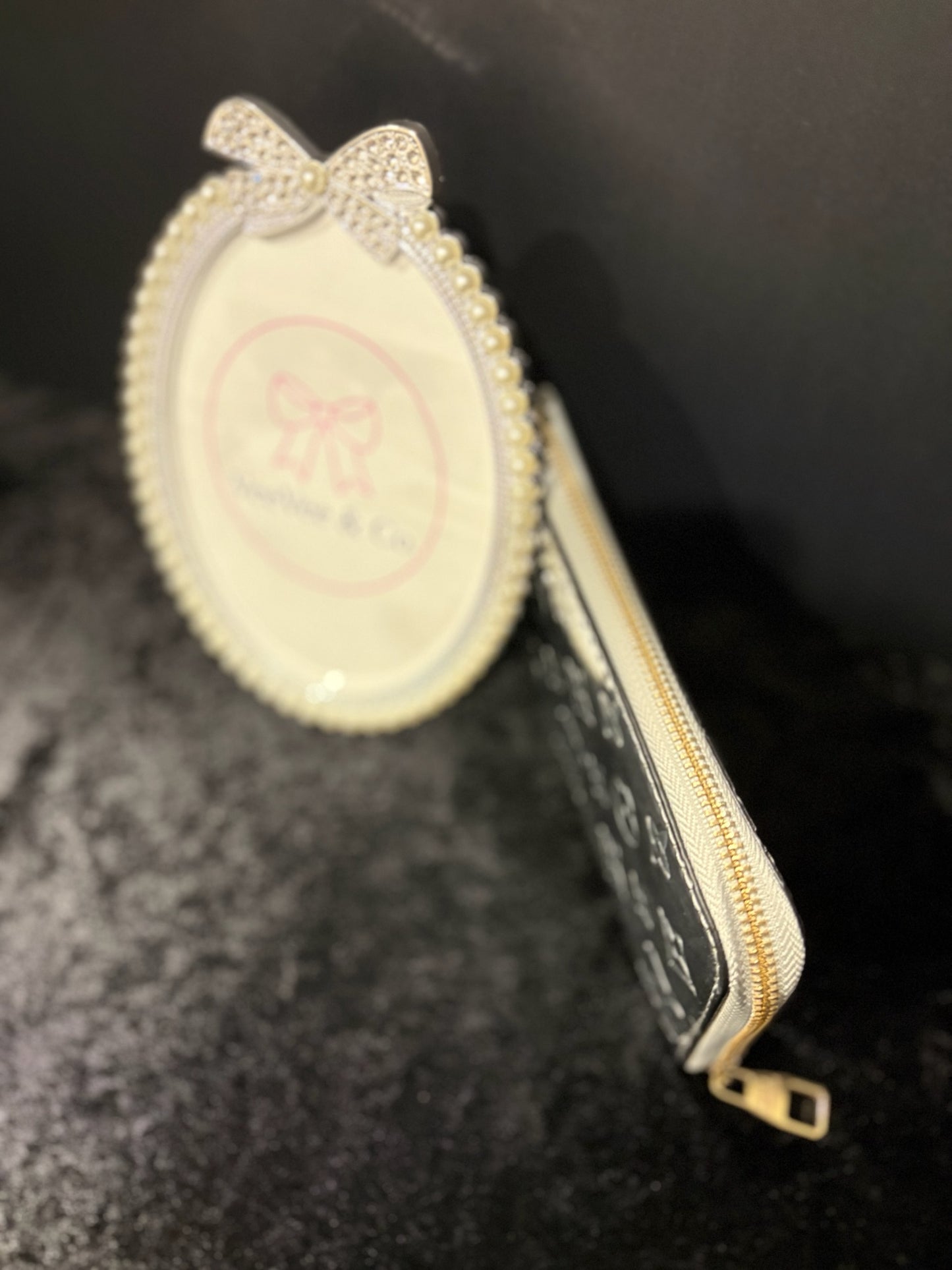 Lumière Monogram Wallet – Silver Glow Zip Essential