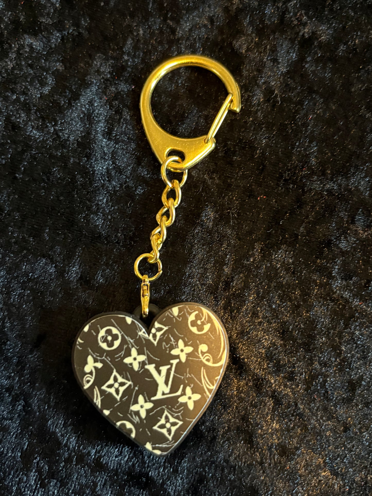 Heart Keychain Collection – Boutique Signature Styles | Double-Sided Charm with Gold Clasp