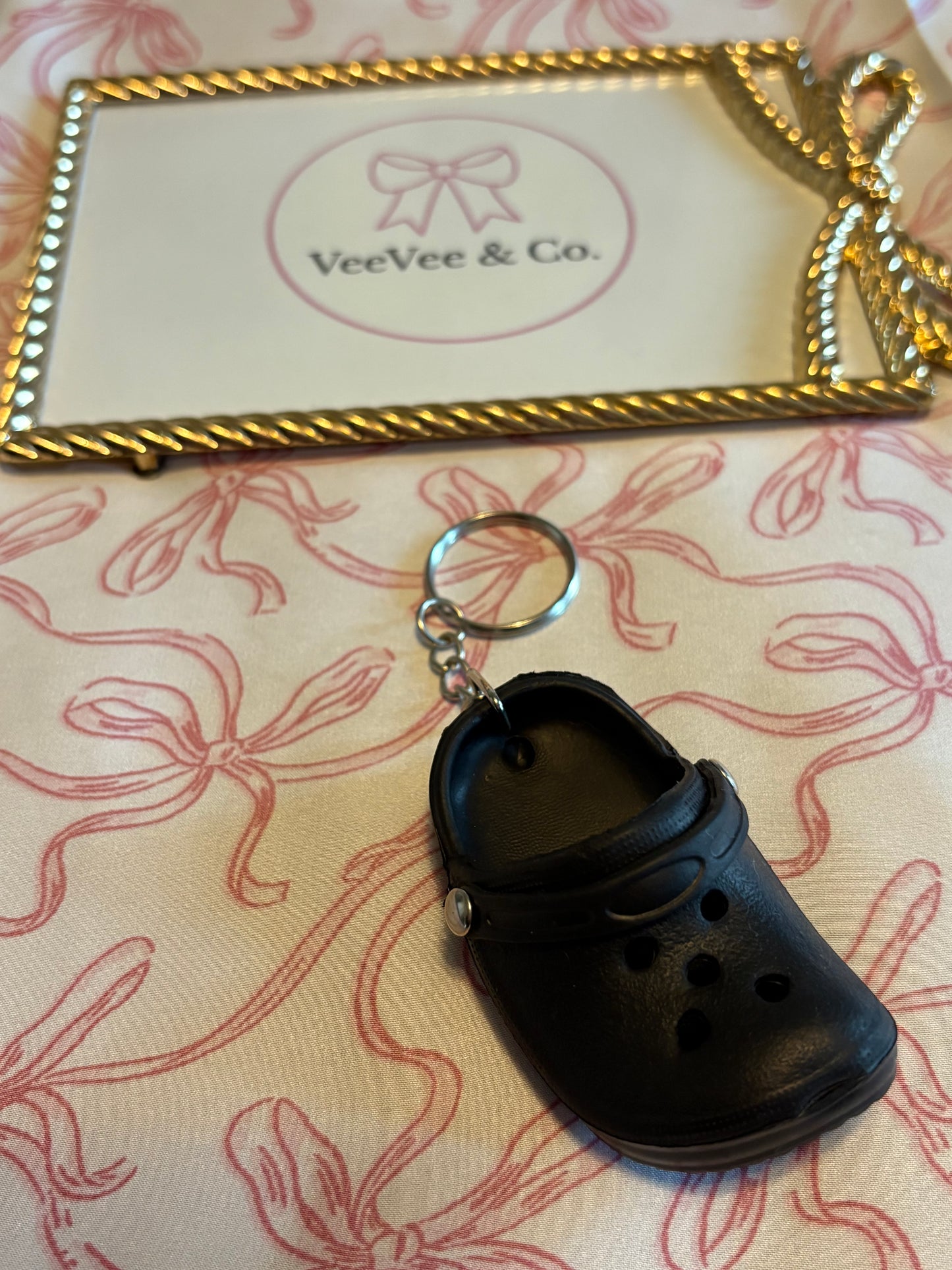 Mini Croc Keychain – Boutique Black Charm | Silver Chain & Key Ring