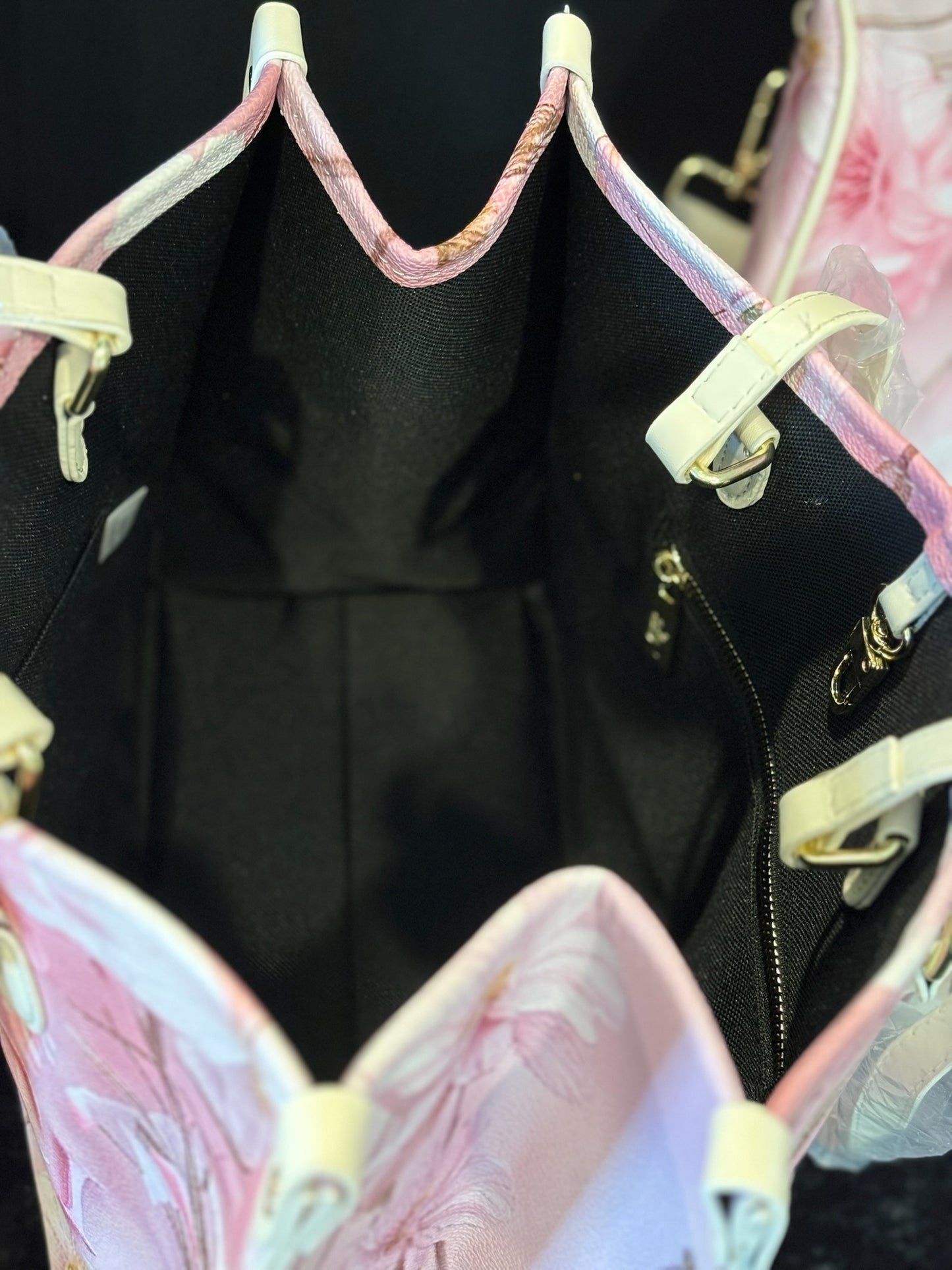 Blossom Travel Duo – Floral Luxe Duffle & Tote Set ✨
