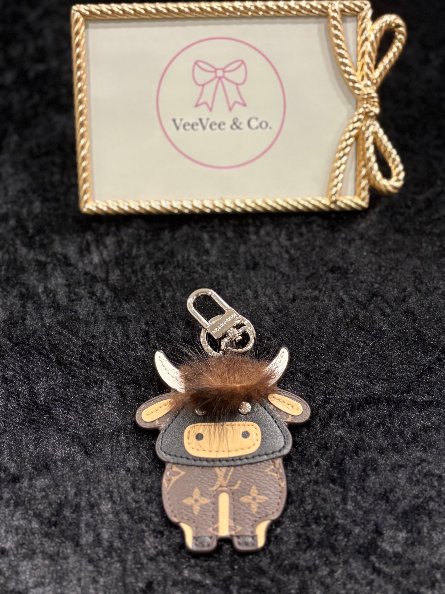 Fluffy Highland Mini Charm
