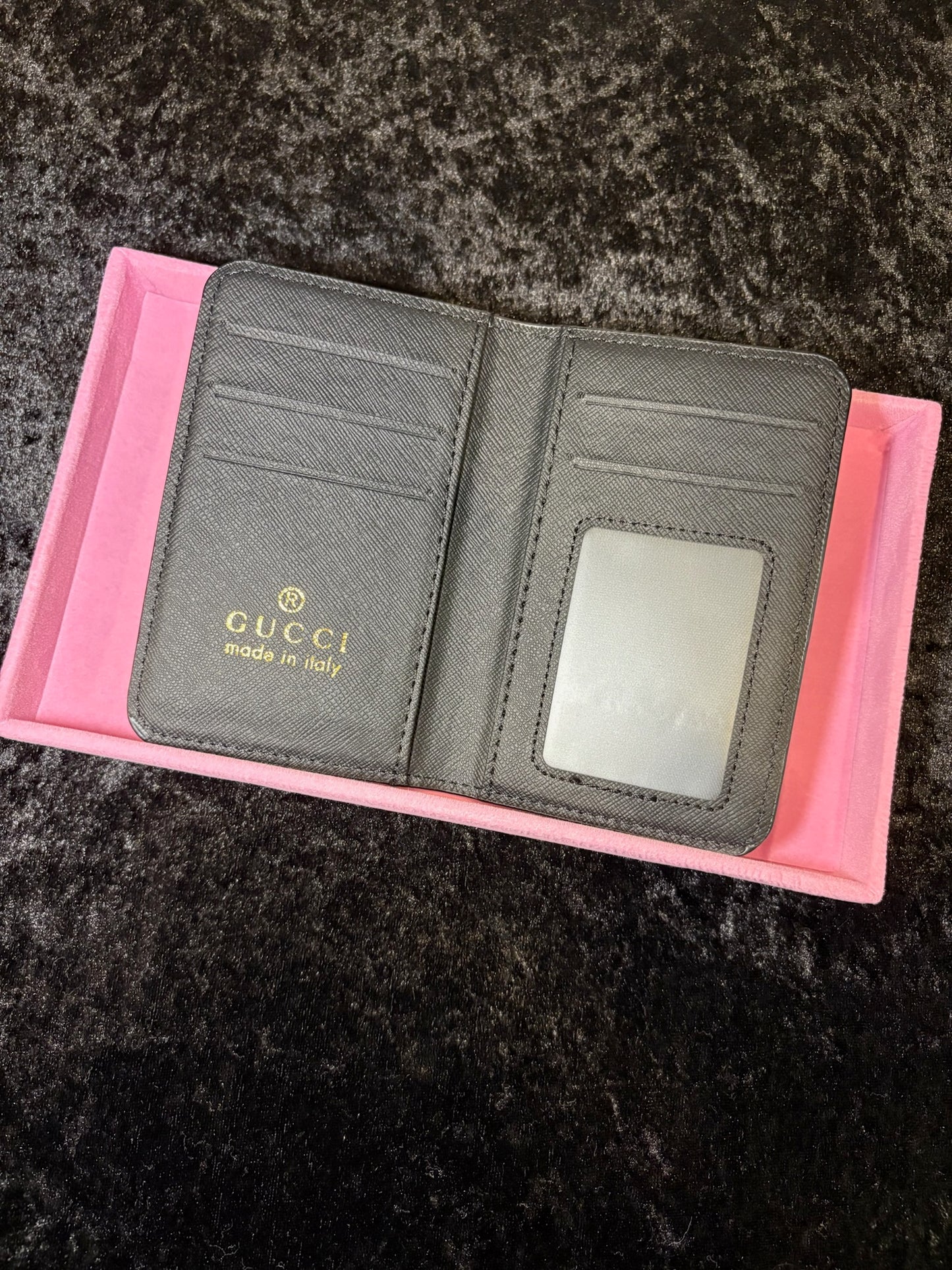 Onyx Luxe Card Keeper