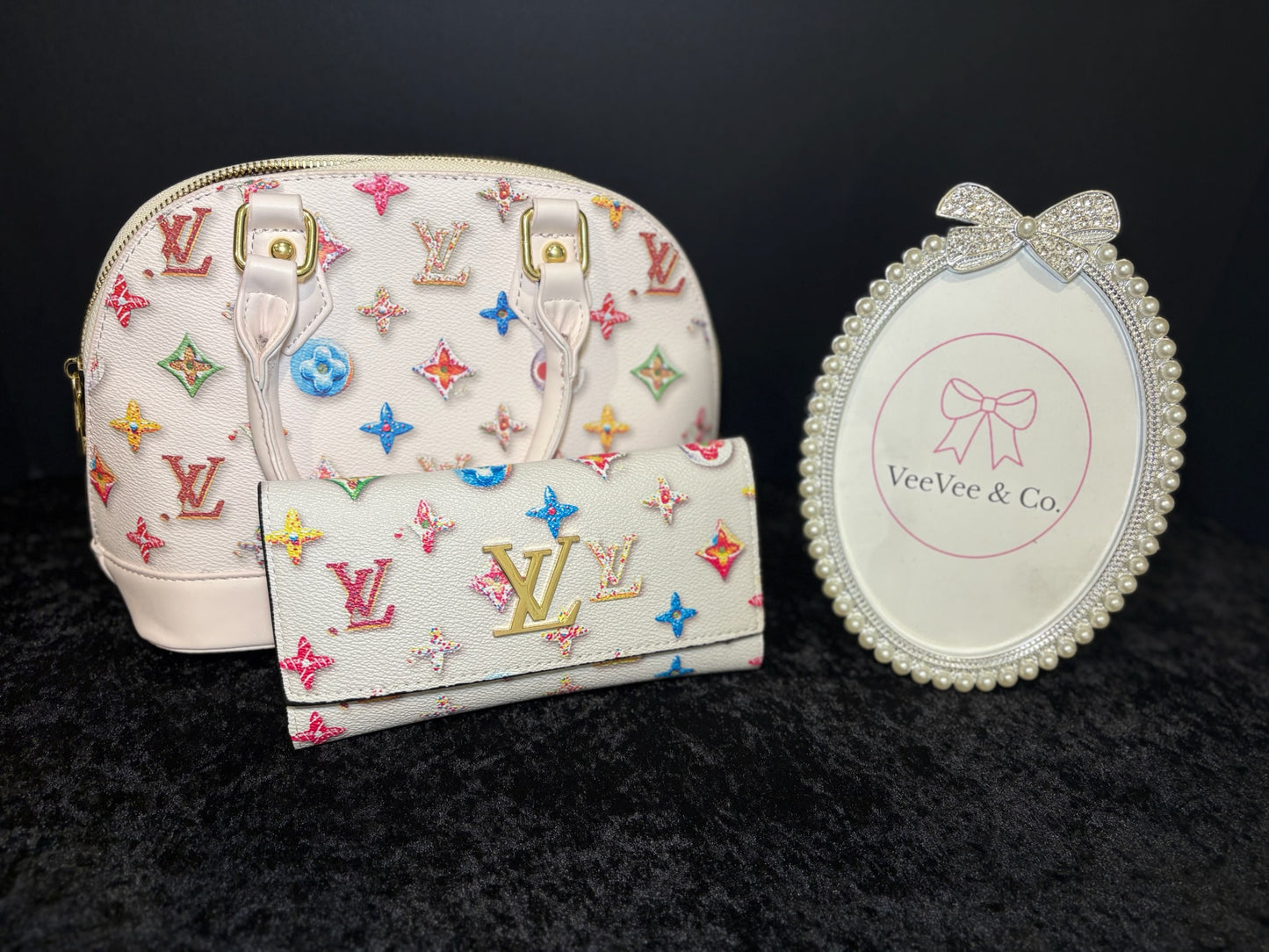 🍩✨ Sweet Luxe Handbag & Wallet Set 👜🤍