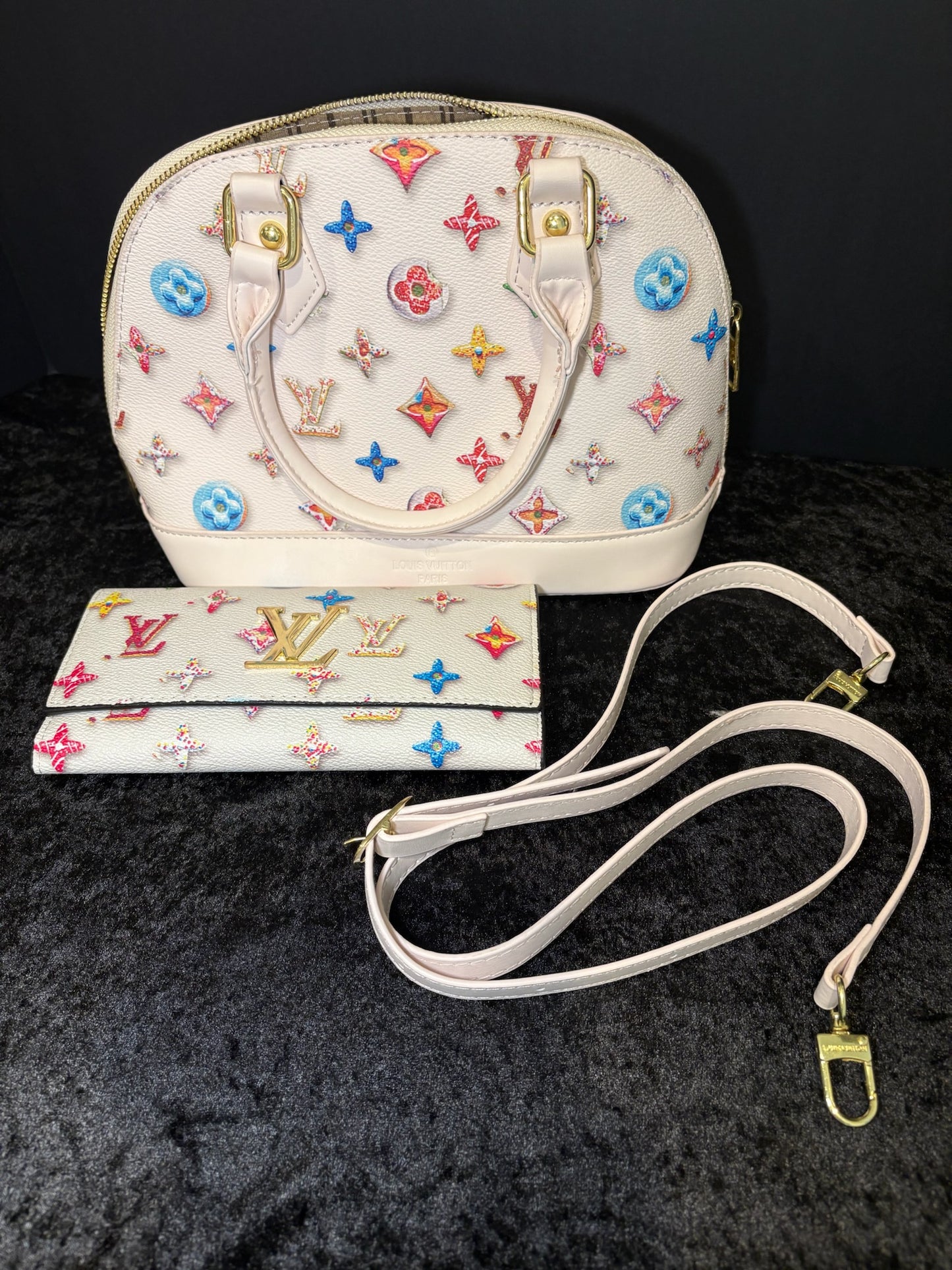 🍩✨ Sweet Luxe Handbag & Wallet Set 👜🤍