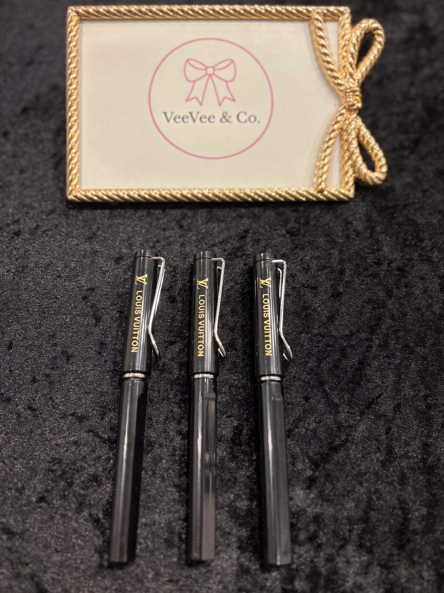 Chic Noir & Gold Glam Pen Set – Luxe Style Writing Pens