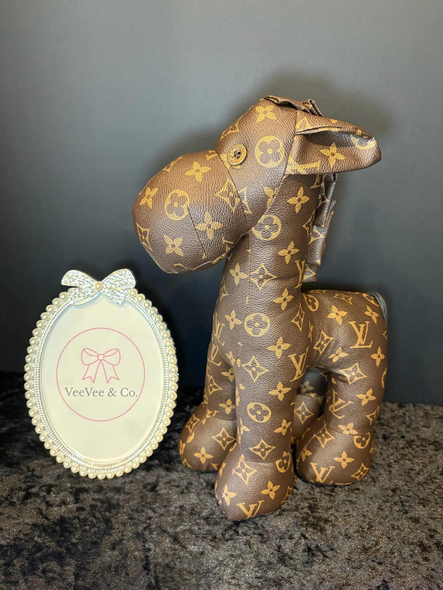 🤎✨ Luxe Faux Leather Collectibles | Bunny & Mule Decor