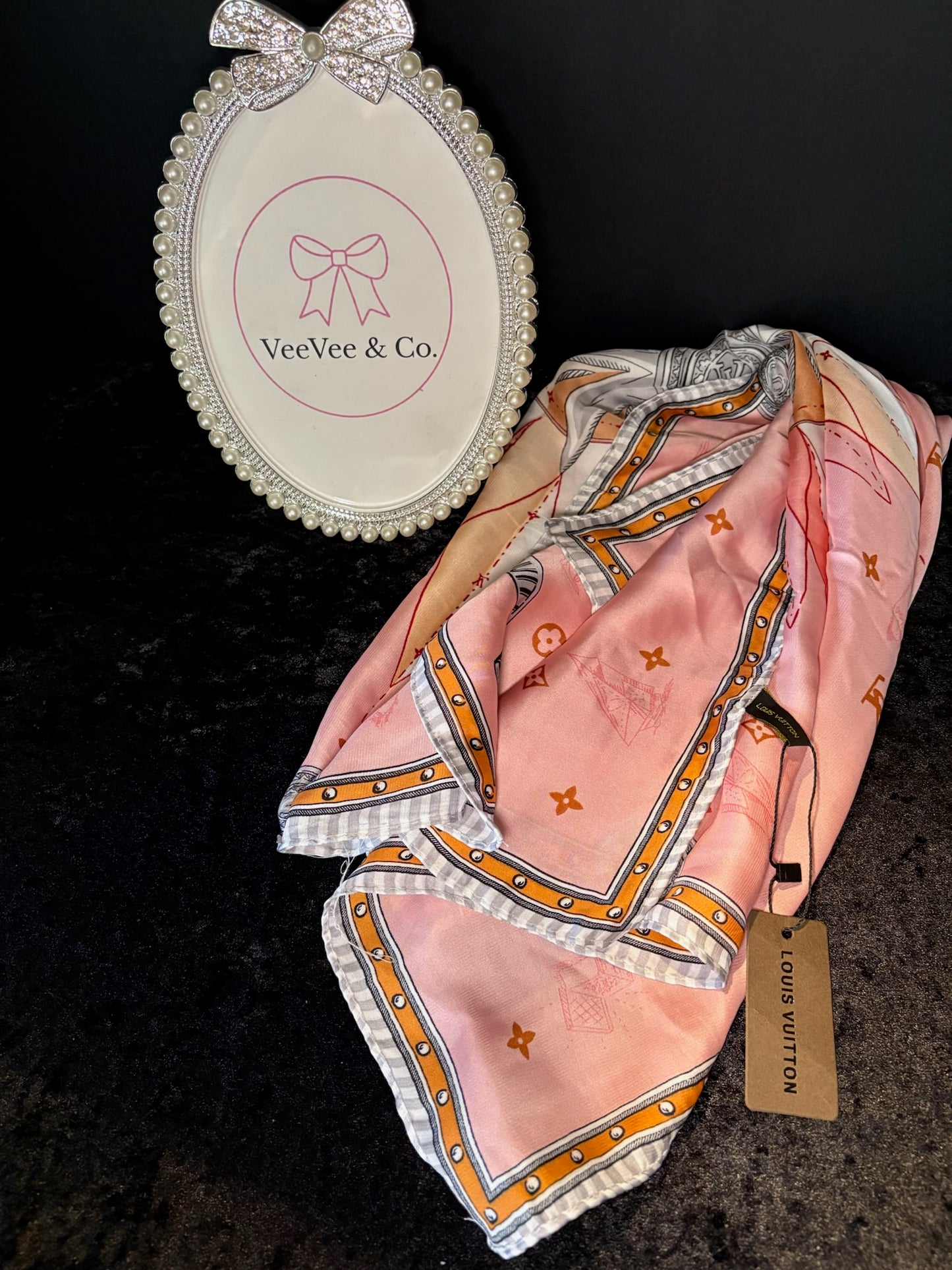 🩷✨ Blush Luxe Scarf