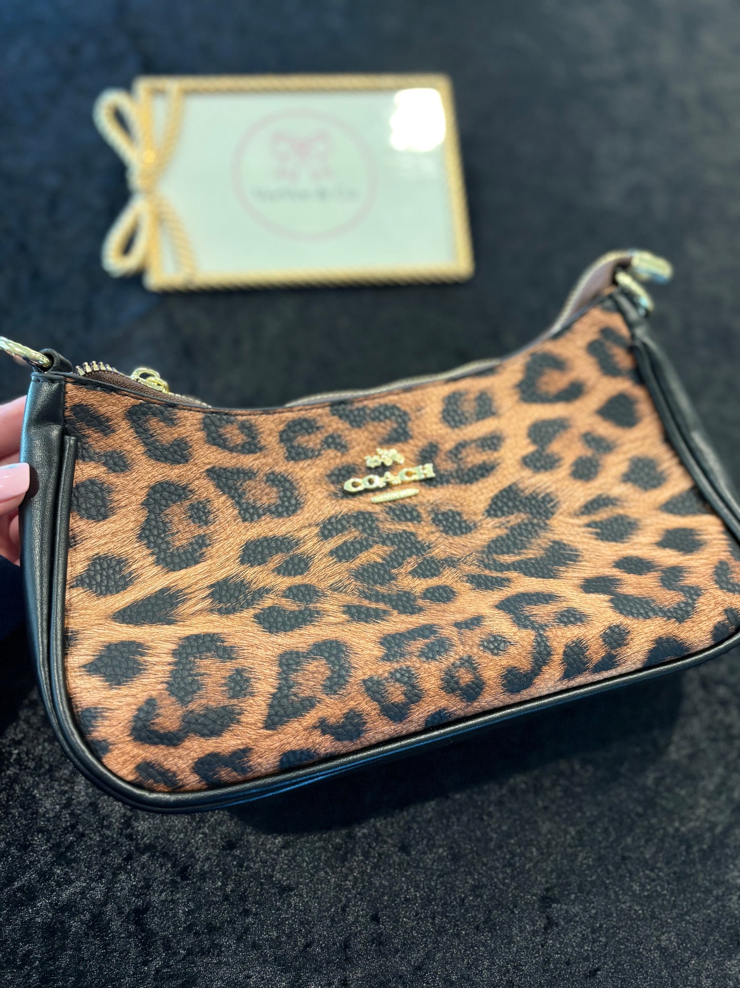 Wild Luxe Handbag – Cheetah Print Convertible Crossbody