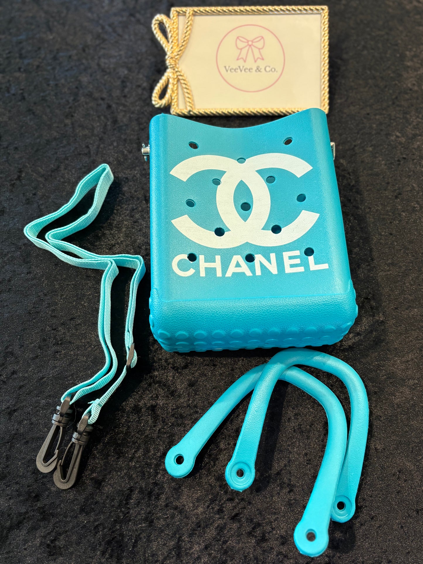 The Icon Carry Tote – Ocean Glow Edition