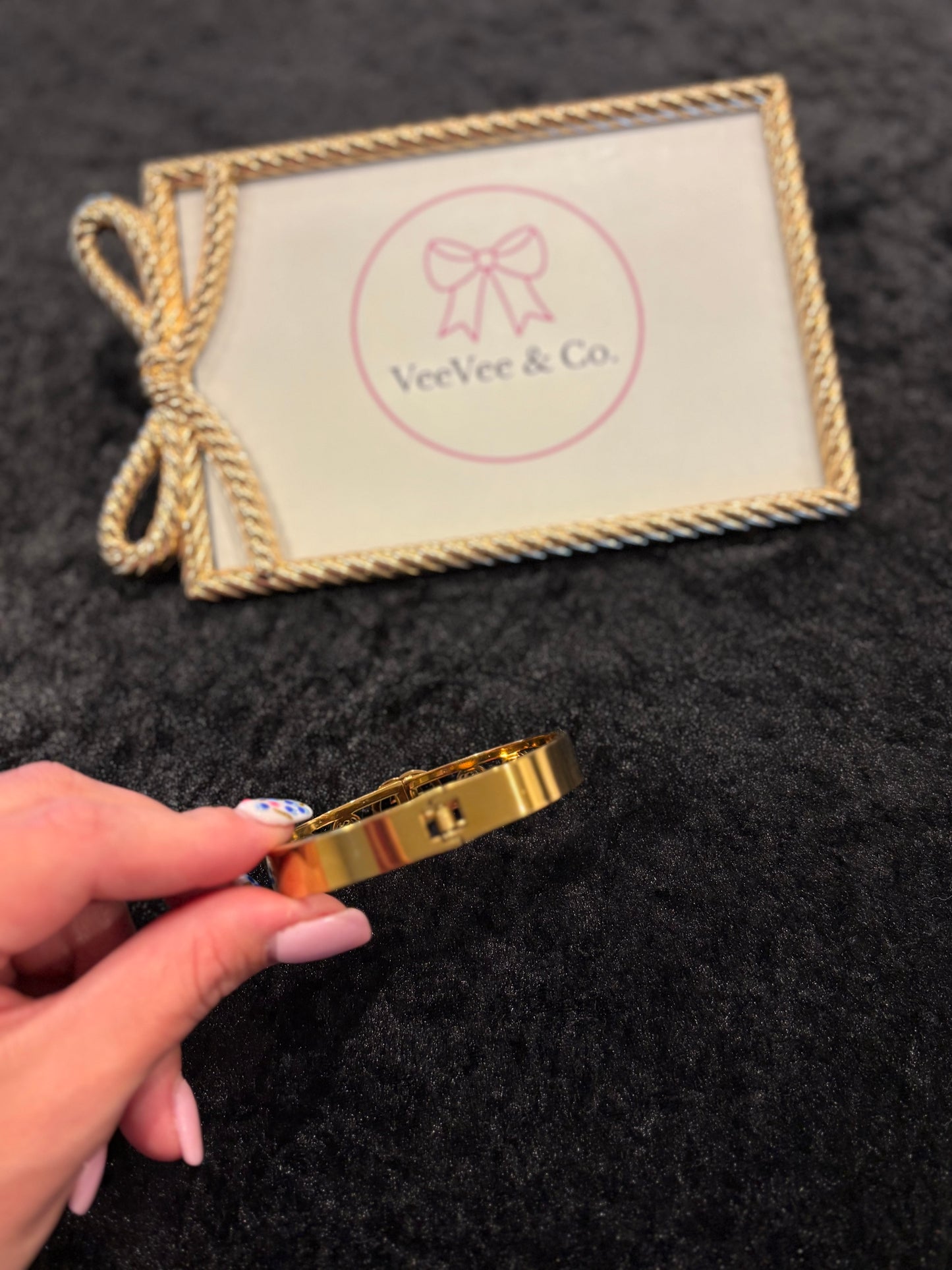 Sleek Luxe Bangle
