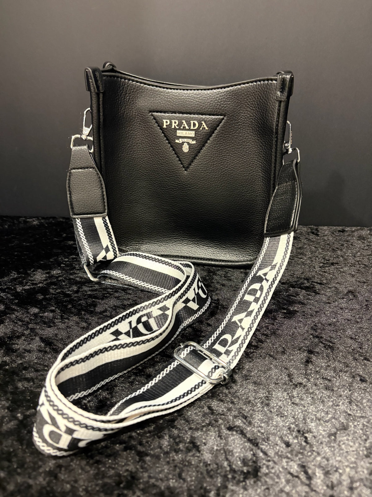 🖤🤍 City Girl Carryall | Black Pebbled Bag + Guitar Strap