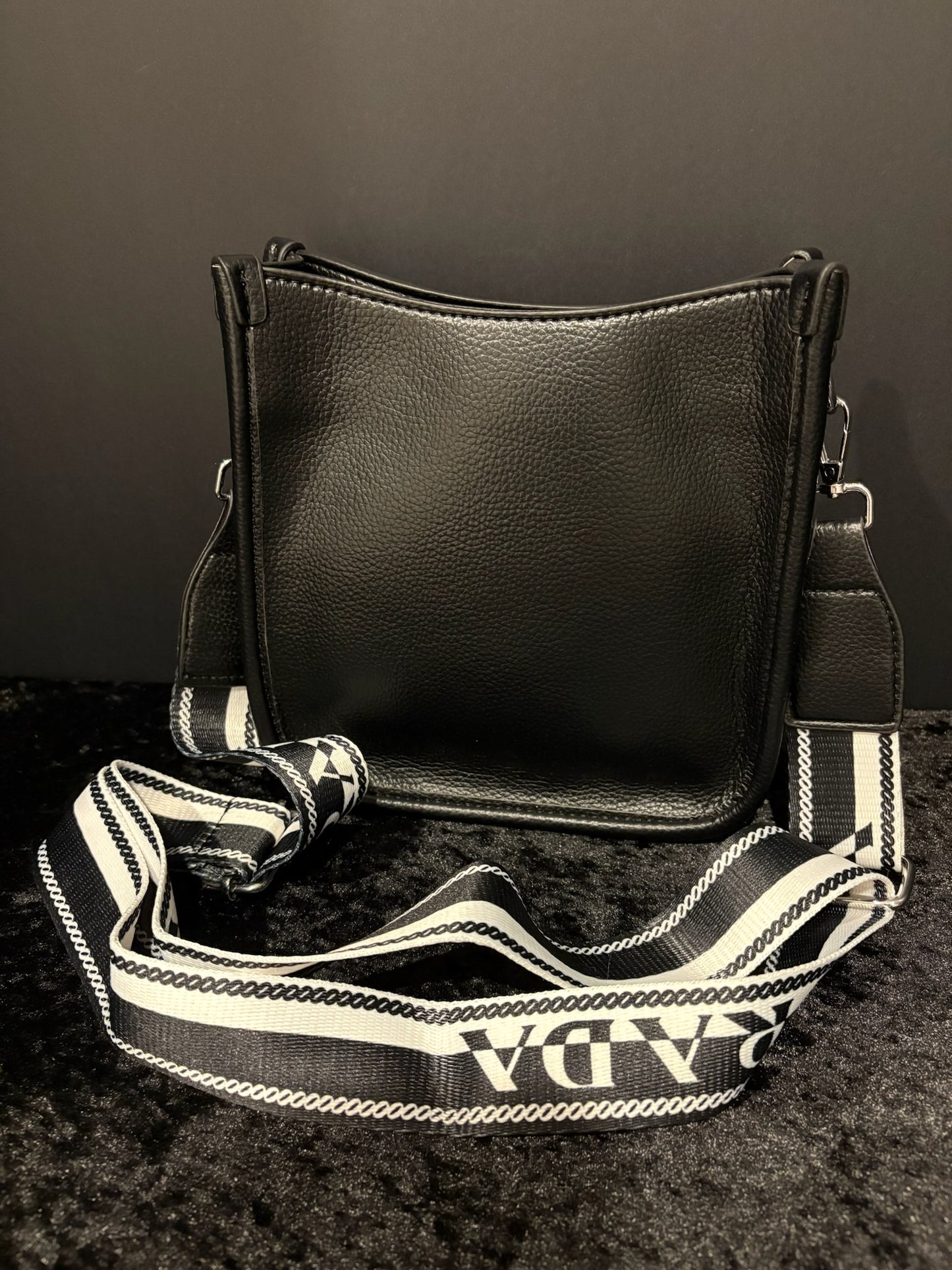 🖤🤍 City Girl Carryall | Black Pebbled Bag + Guitar Strap